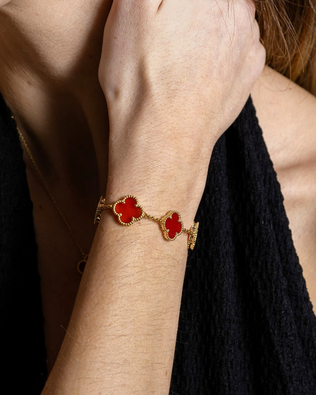 Karma Luxe Bracelet Gold Red Onyx