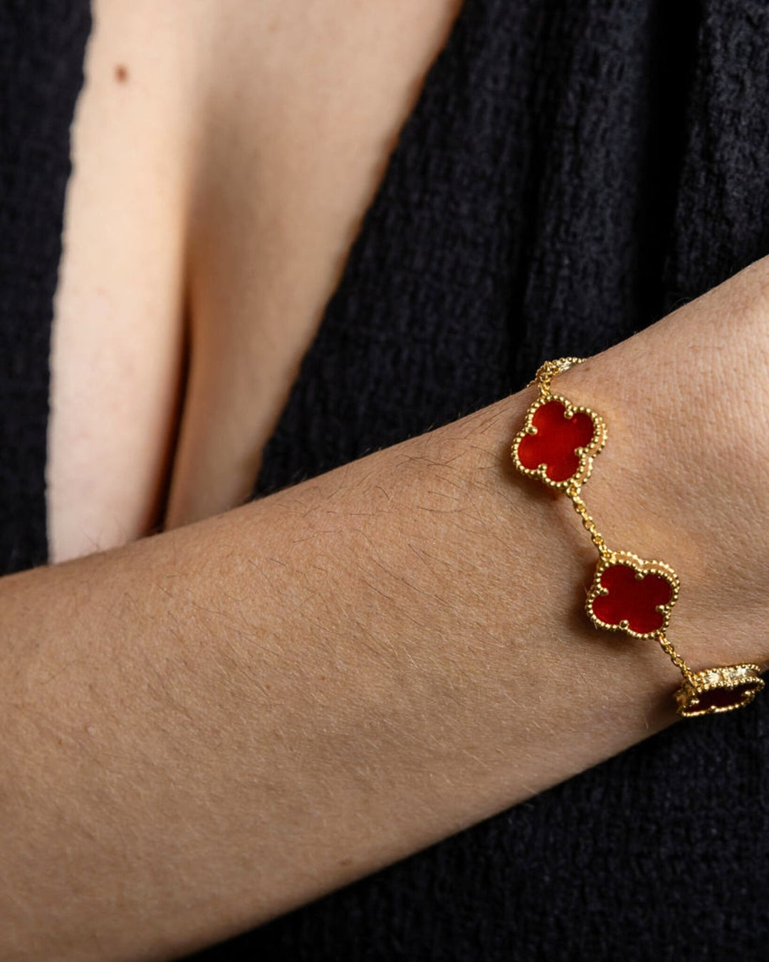 Karma Luxe Bracelet Gold Red Onyx